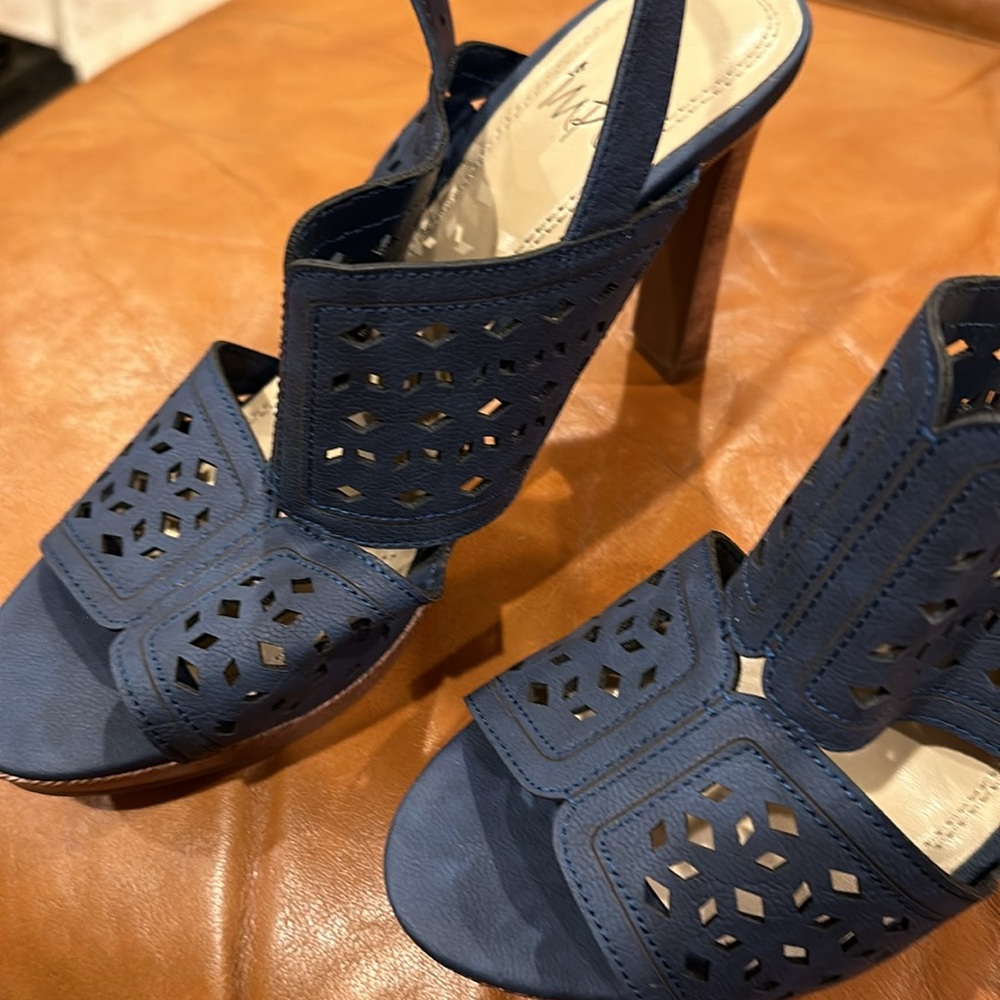 Impo Brand Sandal Heels in Blue with Faux Wood Heel - Picture 4 of 11